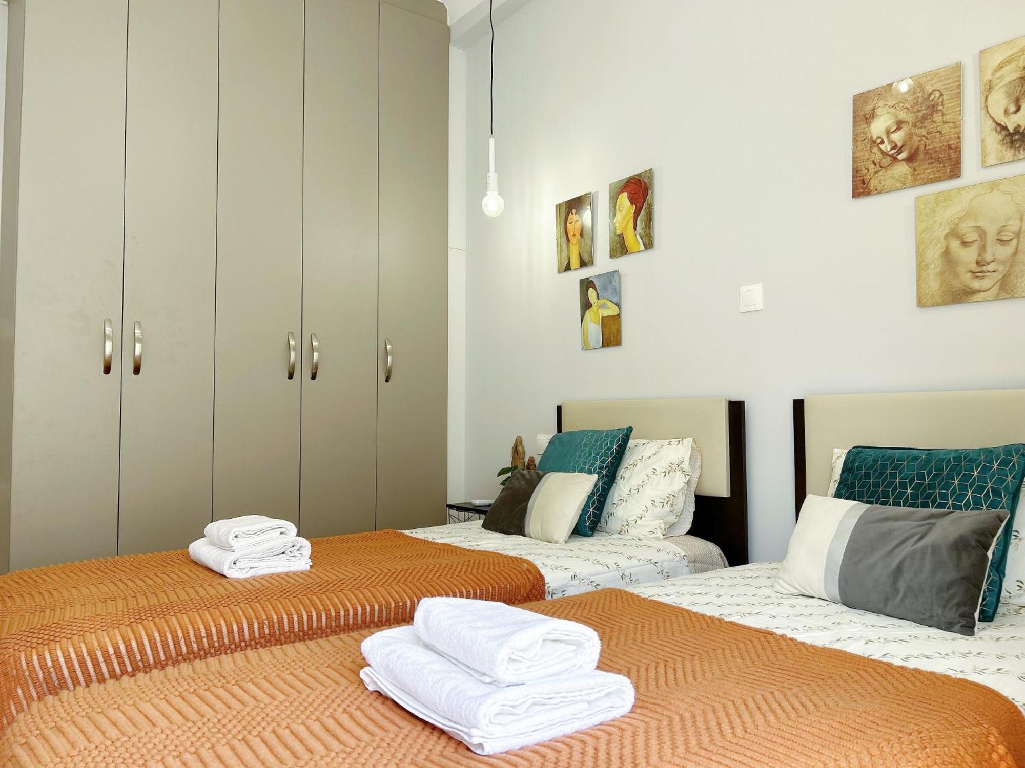 Near Acropolis New 2 Bedrooms Apt In Koukaki アテネ エクステリア 写真